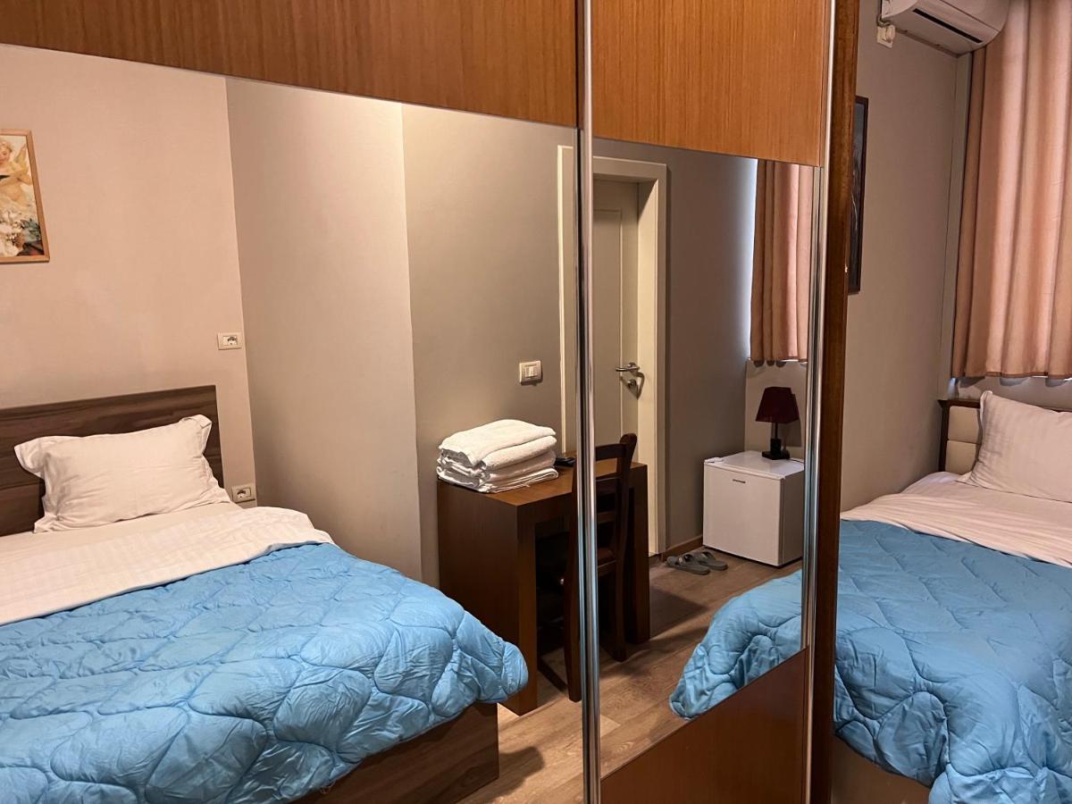 Bobi Hotel Shkoder Exterior photo