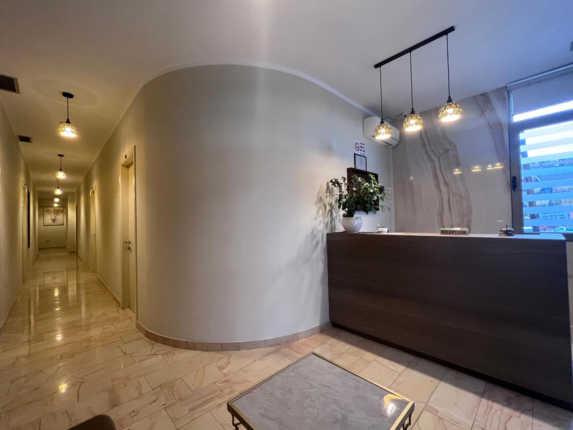 Bobi Hotel Shkoder Exterior photo